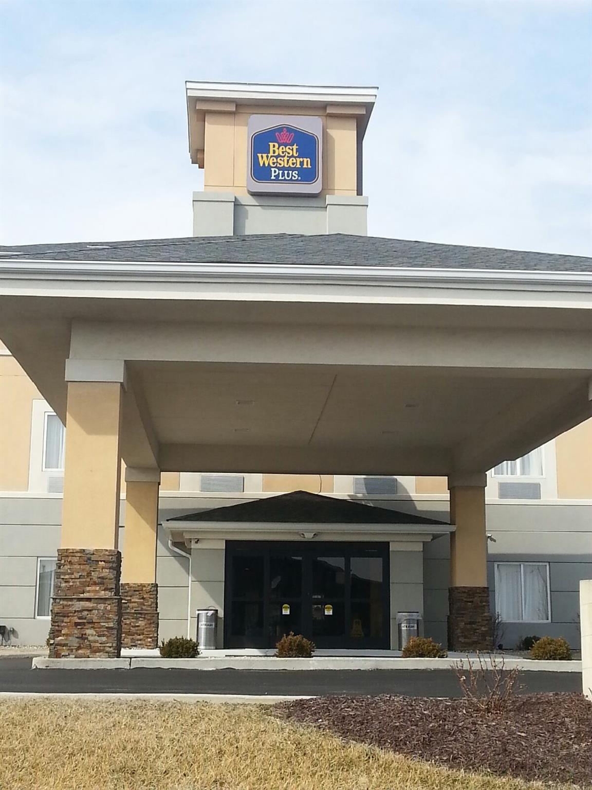 Best Western Plus Pontoon Beach Exterior photo