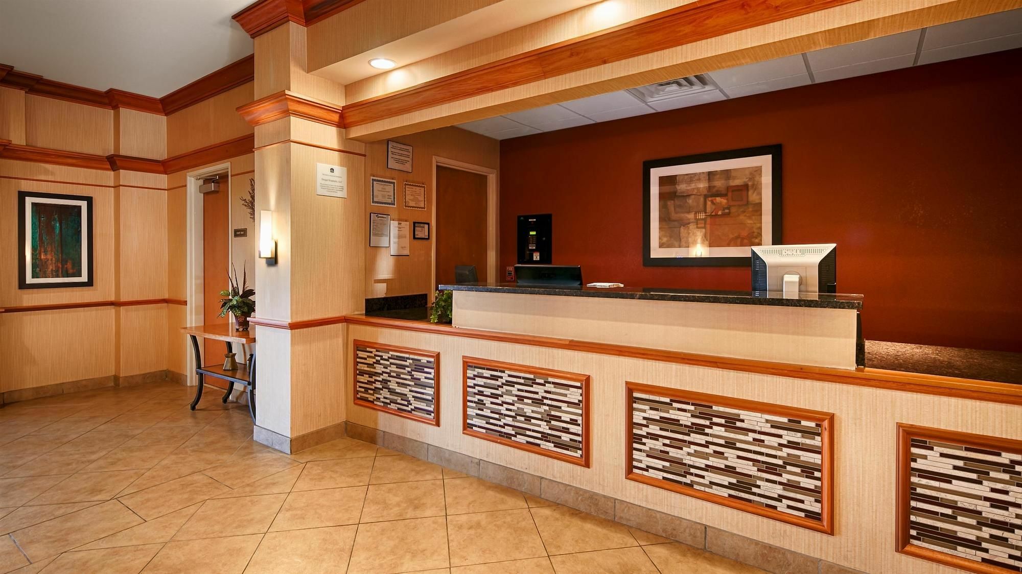 Best Western Plus Pontoon Beach Exterior photo